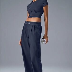 NWT ALO Yoga Grey Women's Pants